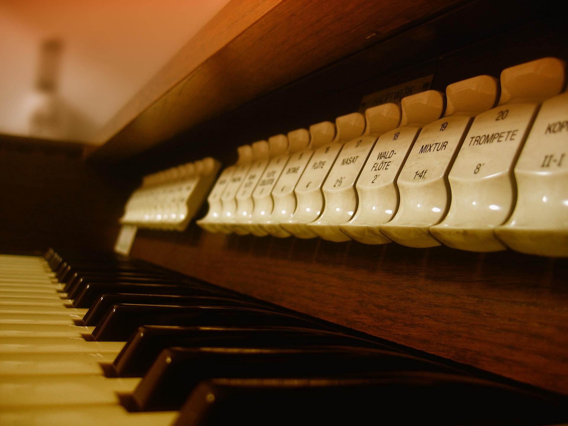 organ-70601_1920.jpg