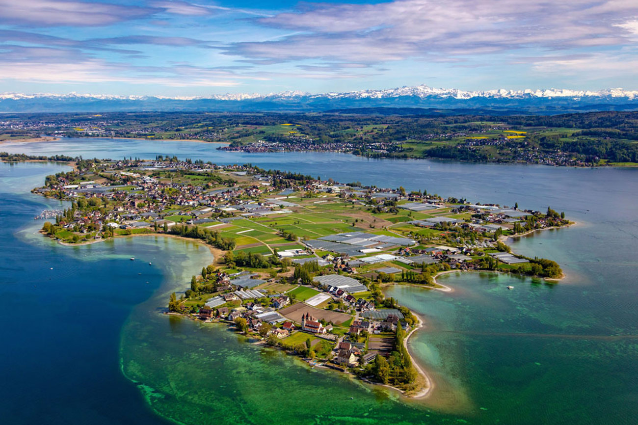 «Mitten in dieses Meeres Flut erhebt sich die Insel (...), sie bringt hervor treffliche Scharen», schrieb Abt Walahfrid Strabo über die Insel Reichenau. | Foto: Achim Mende