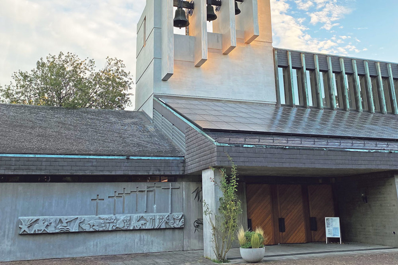 Trotz der Unterschutzstellung der Tituskirche werden auch künftig bauliche Anpassungen wie zum Beispiel der Einbau einer Photovoltaik-Anlage möglich sein.