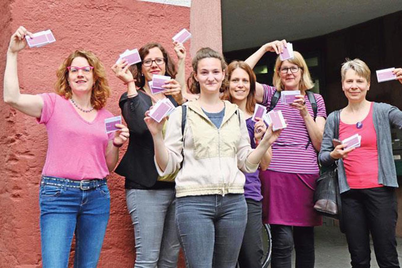 Die Frauen der «Gruppe 14. Juni», von links: Céline Graf, Judith Borther, Caterina John, Jana Wachtl, Anne-Marie Bernauer und Béatrice Bowald.|erkbl, Damaris Stoltz